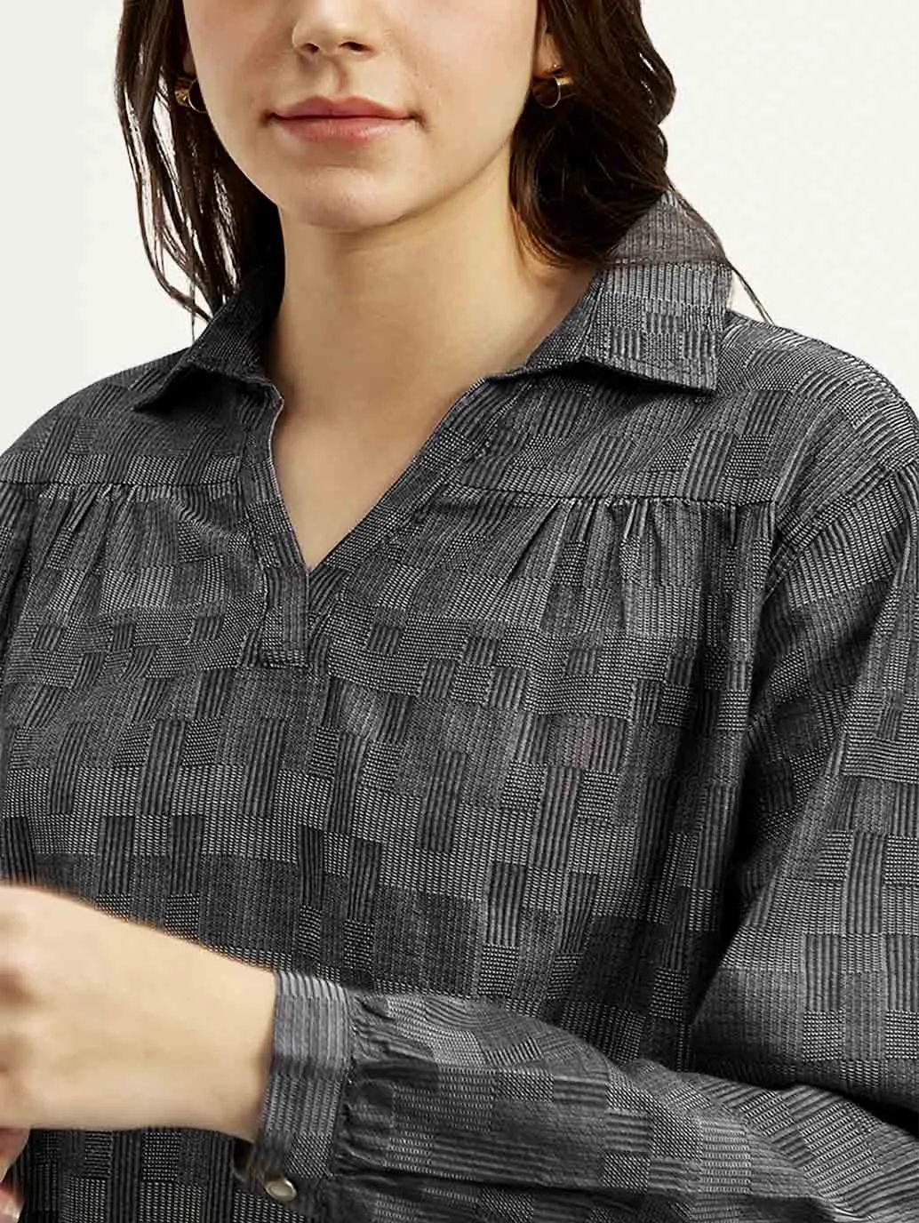 Women's Abstract Charcoal Grey Spread Collar Top