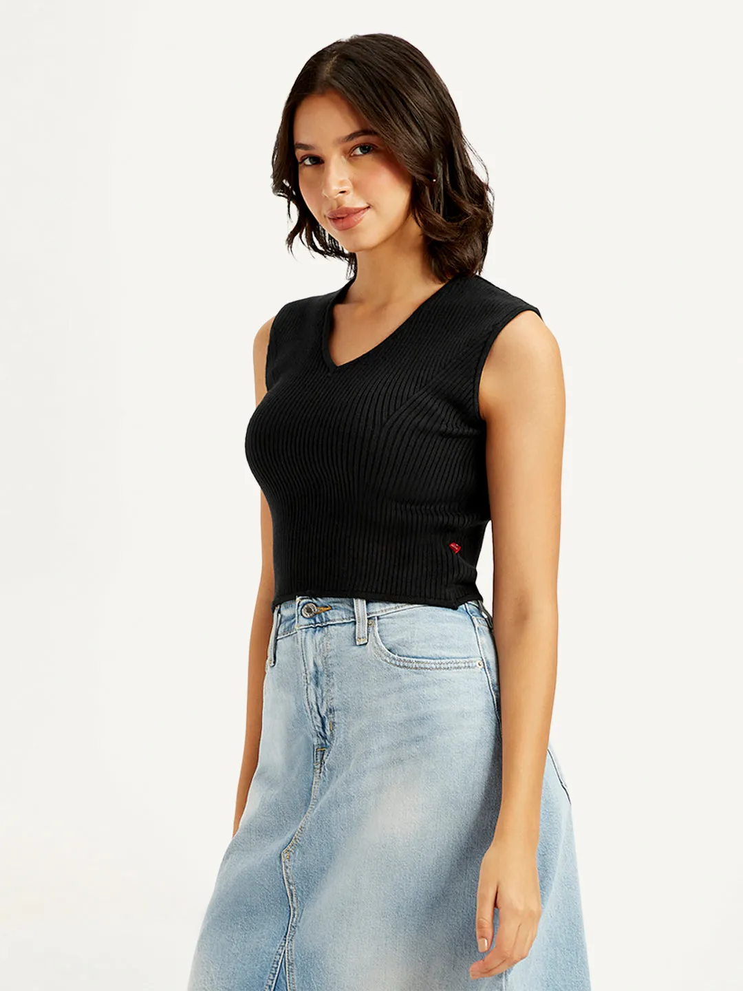 Women's Solid Black V Neck Crop Top
