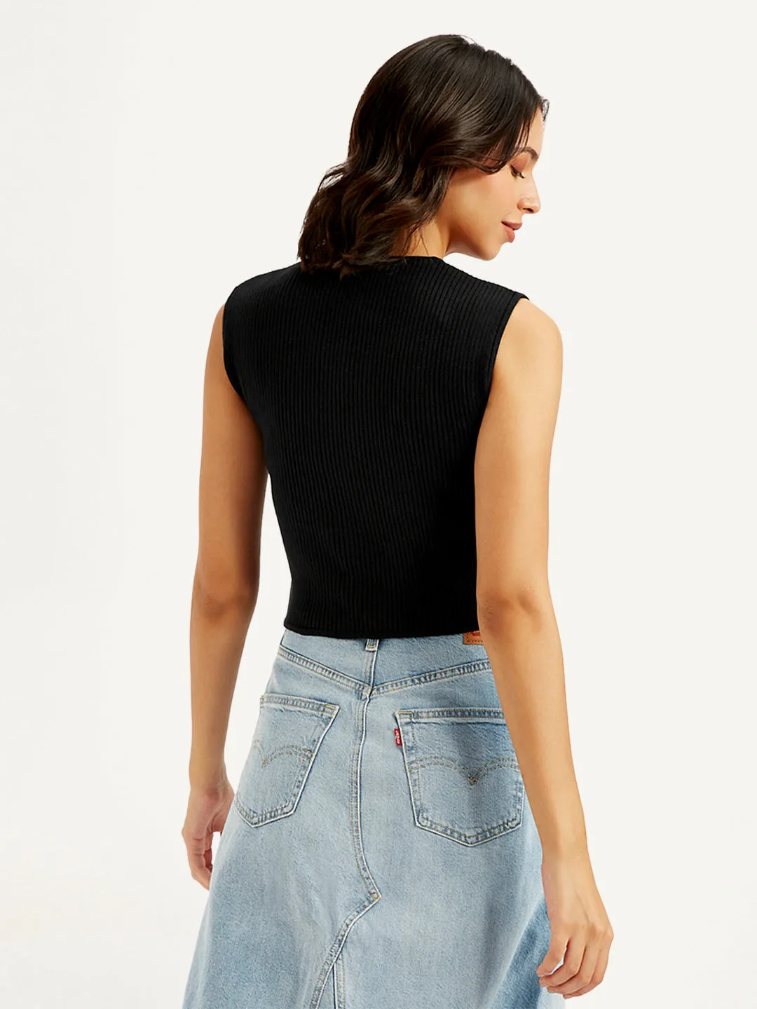 Women's Solid Black V Neck Crop Top